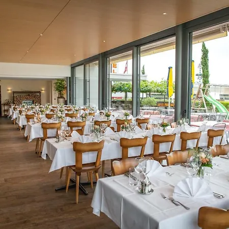 ホテル Schuetzenhaus 3*