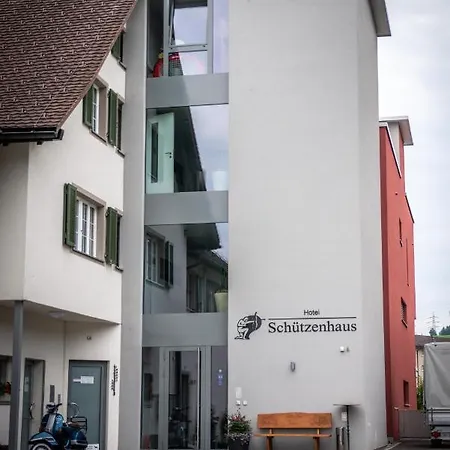 Schuetzenhaus Szálloda 3*