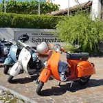 舒琛豪斯酒店 酒店 Uznach